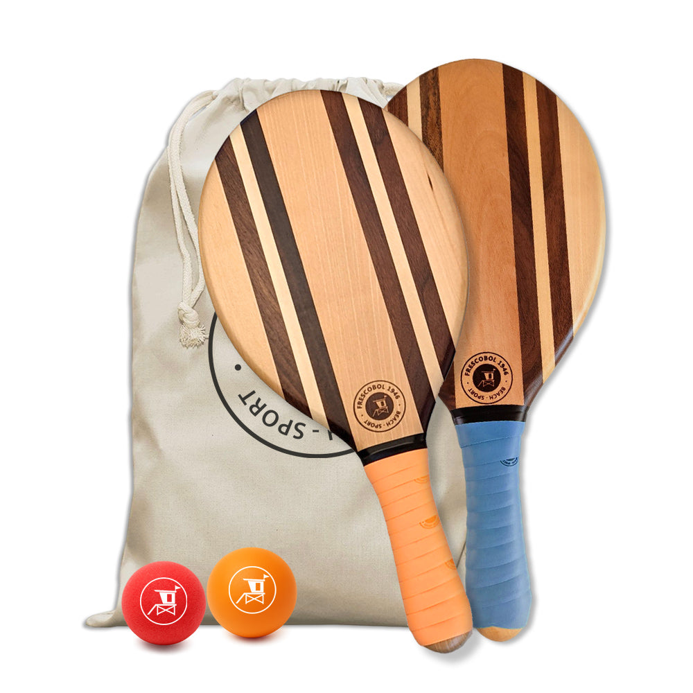 Belles raquettes de ois avec grip bleu et orange