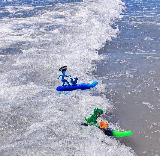 jeux de plage dans les vagues